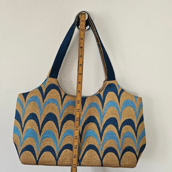 Scallop Pattern Woven Shoulder Bag Purse Tan‎ Blue MCM - Picture 10 of 10